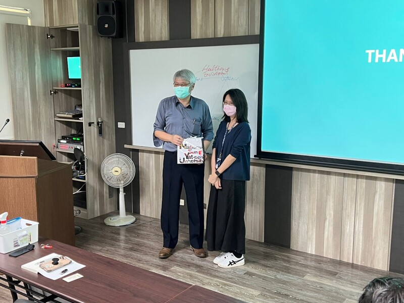 1101216 義大醫院醫療品質部 謝文祥副部長演講圖片