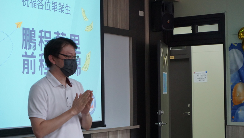 1110615 精準所小畢典圖片