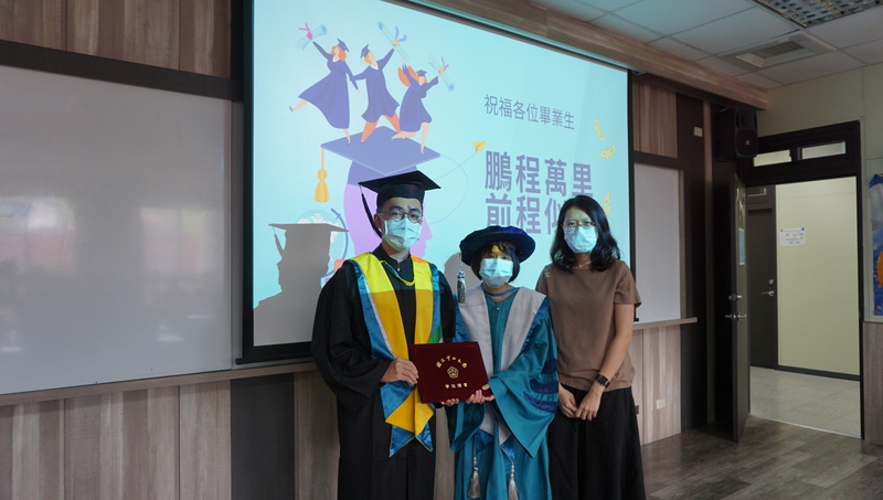 1110615 精準所小畢典圖片